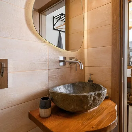 Aria Holiday home *